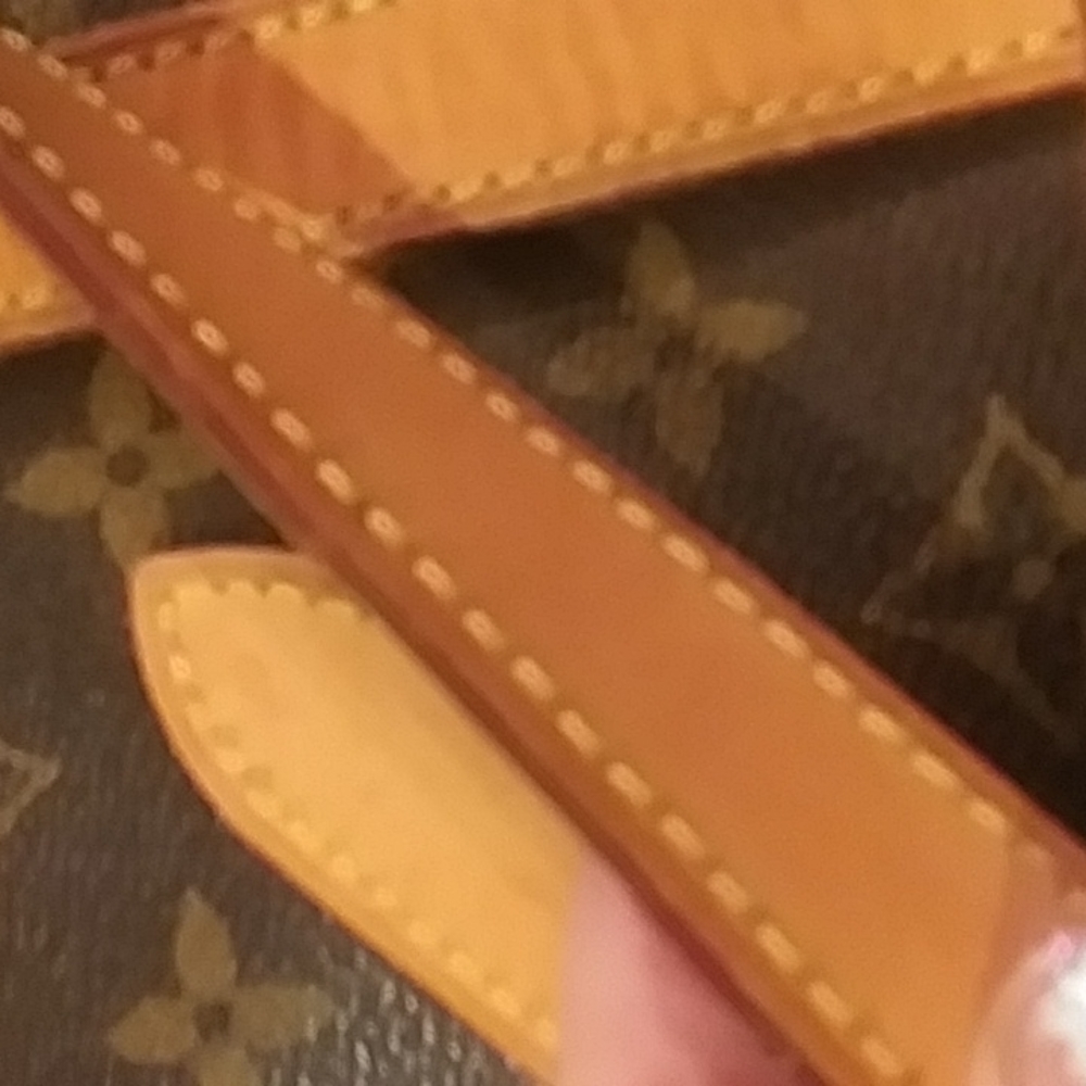 Authentic louis vuitton bag - Picture 7 of 16